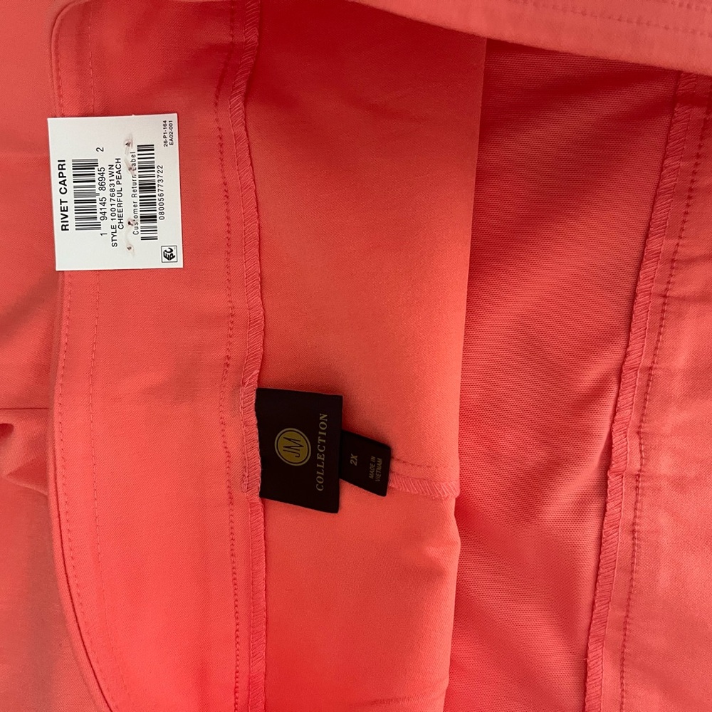 JM Collection Rivet-Detail Capri Pants - 2X - New - Picture 7 of 7